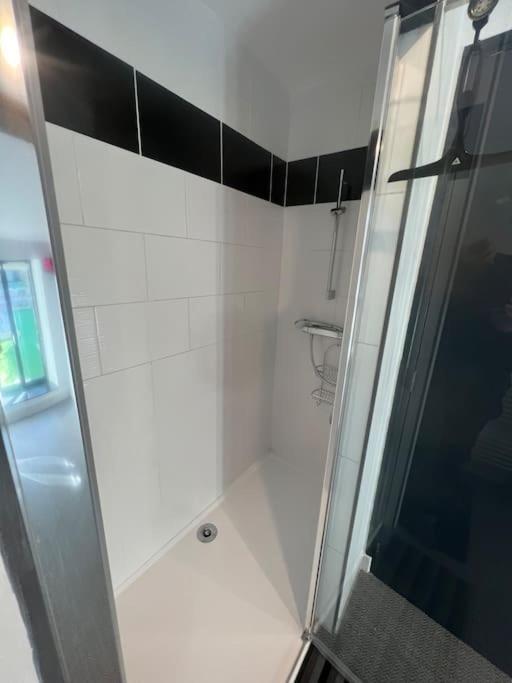 ז'ואנוויל La P'Tite Maison Et Votre Terrasse Prive ! מראה חיצוני תמונה